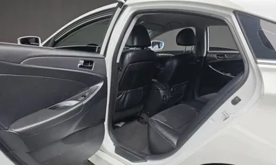 Hyundai Sonata 2014, 139912 км, за 4138.2 USD - фото 17