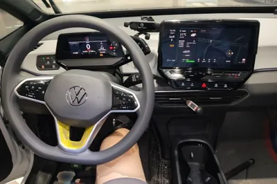 Volkswagen ID.3 2023, 21700 км, за 14165 USD