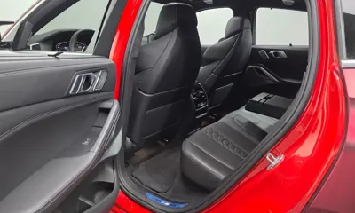 BMW X6M 2020, 82794 км, за 43914.93 USD - фото 12