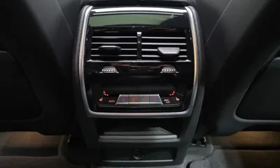 BMW X6M 2020, 82794 км, за 43914.93 USD - фото 32