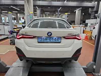 BMW i4 2024, 24857 км, за 34803.57 USD