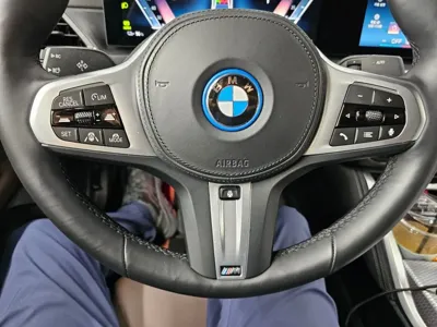 BMW i4 2024, 24857 км, за 34803.57 USD