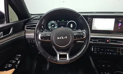 Kia K5 2022, 50067 км, за 21988.05 USD - фото 13