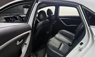 Hyundai i30 2015, 146426 км, за 3957.71 USD - фото 12