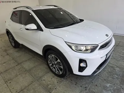 Kia Stonic 2020, 92439 км, за 8919.72 USD