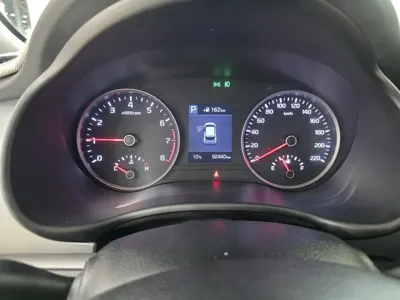 Kia Stonic 2020, 92439 км, за 8919.72 USD - фото 7
