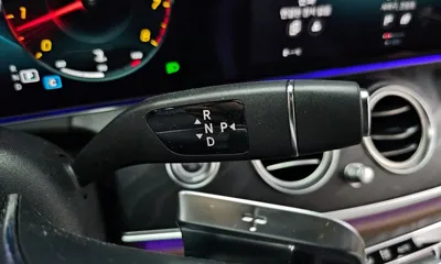 Mercedes-Benz E-Class 2023, 15426 км, за 32842.87 USD - фото 9