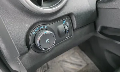 ChevroletGMDaewoo Trax 2015, 111513 км, за 3237.53 USD - фото 12