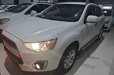 Mitsubishi ASX · 2013 год