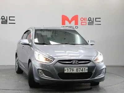 Hyundai Accent 2016, 106000 км, за 3898.25 USD
