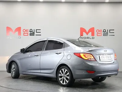 Hyundai Accent 2016, 106000 км, за 3898.25 USD