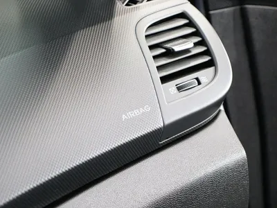 Hyundai Accent 2016, 106000 км, за 3898.25 USD - фото 17