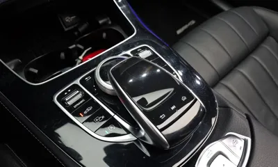 Mercedes-Benz E-Class 2020, 51410 км, за 29085.16 USD - фото 17