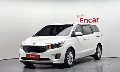 Kia Canival · 2015 год
