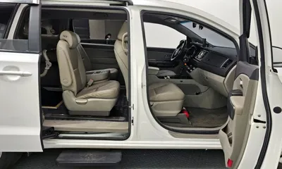 Kia Canival 2015, 210954 км, за 9852.86 USD - фото 11