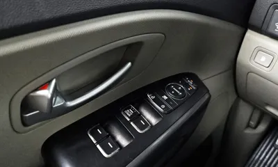 Kia Canival 2015, 210954 км, за 9852.86 USD - фото 18