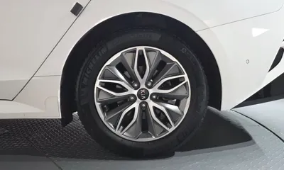 Kia K5 2021, 70905 км, за 15562.93 USD - фото 21