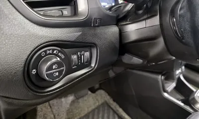Jeep Renegade 2019, 92866 км, за 8060.79 USD - фото 15