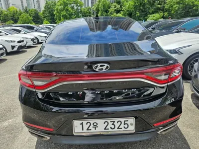 Hyundai Grandeur 2018, 99971 км, за 9051.24 USD