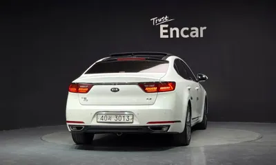 Kia K7 2019, 88202 км, за 8587.05 USD