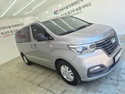 Hyundai Starex 2018, 142268 км, за 6104.77 USD