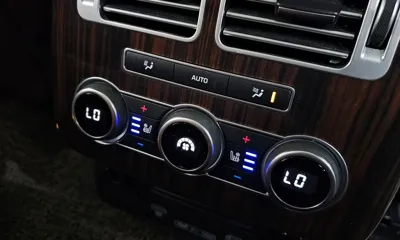 Land Rover Range Rover 2017, 144621 км, за 25551.75 USD - фото 18