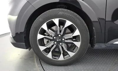 Kia Canival 2021, 107014 км, за 14476.48 USD