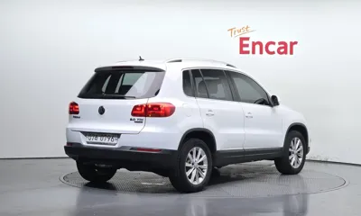 Volkswagen Tiguan 2016, 119186 км, за 4982.86 USD