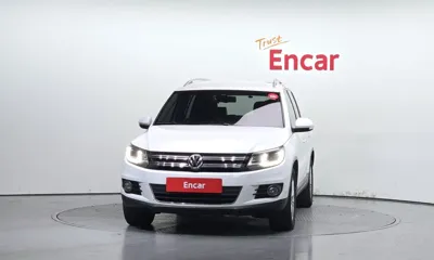 Volkswagen Tiguan 2016, 119186 км, за 4982.86 USD