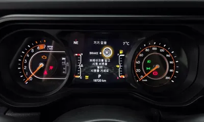 Jeep Wrangler 2024, 18720 км, за 37330.69 USD - фото 8