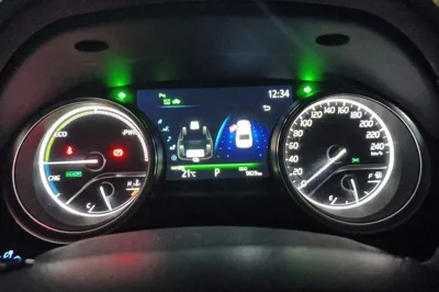 Toyota Camry 2019, 9900 км, за 16222 USD - фото 11