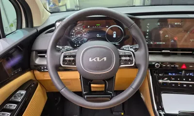 Kia Canival 2023, 4394 км, за 23159.01 USD - фото 13