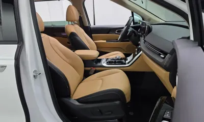 Kia Canival 2023, 4394 км, за 23159.01 USD - фото 26