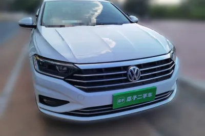 Volkswagen Sagitar 2020, 64100 км, за 9156 USD