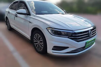 Volkswagen Sagitar 2020, 64100 км, за 9156 USD