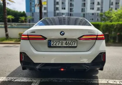 BMW 5-Series 2024, 31849 км, за 48903.77 USD