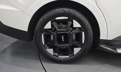 Kia Canival 2024, 67677 км, за 30671.62 USD