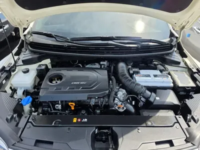 Kia Stonic 2018, 97104 км, за 7020.73 USD - фото 10