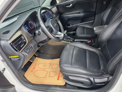 Kia Stonic 2018, 97104 км, за 7020.73 USD - фото 15