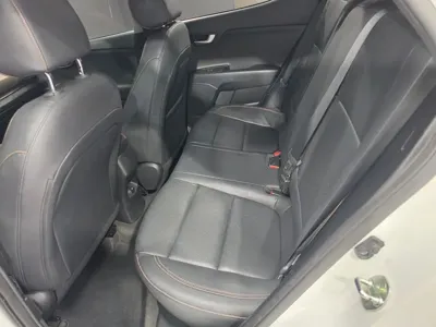 Kia Stonic 2018, 97104 км, за 7020.73 USD - фото 17