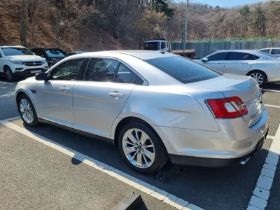 Ford Taurus 2011, 110424 км, за 2537.08 USD