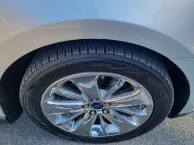 Ford Taurus 2011, 110424 км, за 2537.08 USD