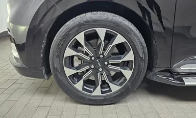 Kia Canival 2023, 57106 км, за 24920.69 USD