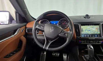 Maserati Levante 2020, 40338 км, за 24878.56 USD - фото 13