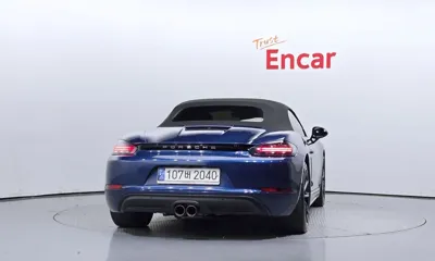 Porsche 718 2017, 75325 км, за 30125.8 USD