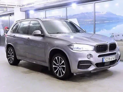 BMW X5 · 2015 год