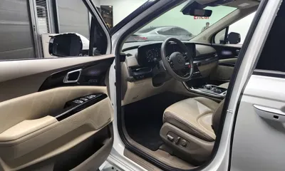 Kia Canival 2021, 27617 км, за 24894.89 USD - фото 10