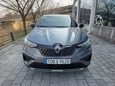Renault-KoreaSamsung Arkana 2025, 3765 км, за 11499.7 USD
