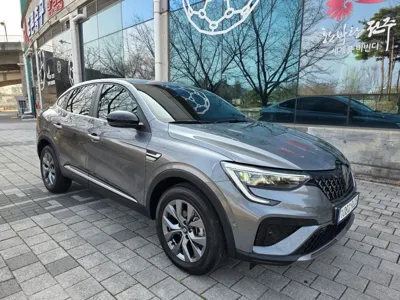 Renault-KoreaSamsung Arkana 2025, 3765 км, за 11499.7 USD