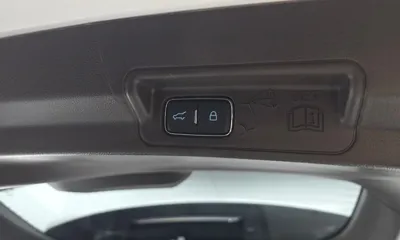 Ford Explorer 2022, 79254 км, за 23624.79 USD - фото 33
